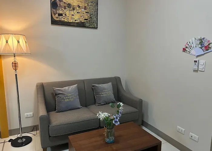Bgc One Uptown Apartamento *